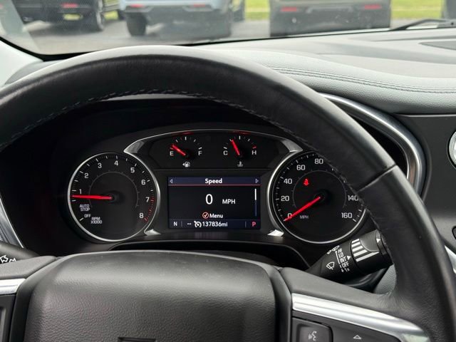 Used 2020 Chevrolet Blazer LT w/ Sound & Technology Package FWD image 11