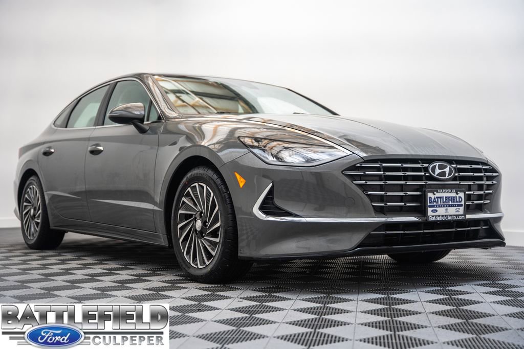 Used 2022 Hyundai Sonata SEL FWD image 1
