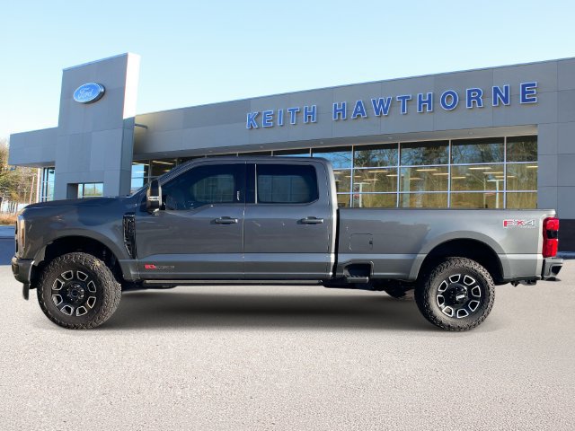Certified 2026 Ford F350 Platinum w/ FX4 Off-Road Package AWD/4WD image 4