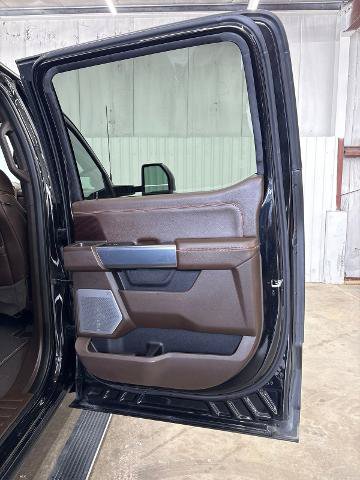 Certified 2023 Ford F250 King Ranch w/ FX4 Off-Road Package AWD/4WD image 17