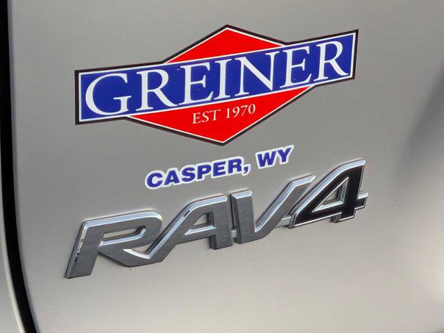 Used 2025 Toyota RAV4 XLE AWD/4WD image 9