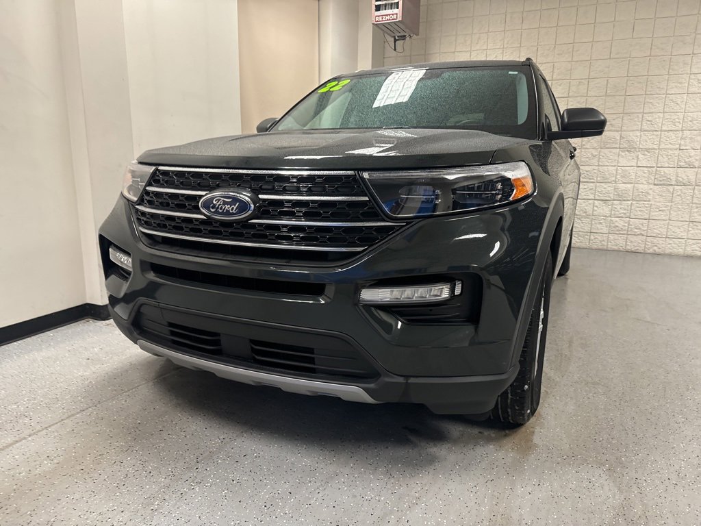 Certified 2022 Ford Explorer XLT w/ Equipment Group 202A image 37