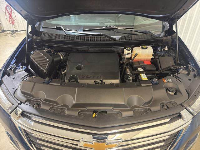 Used 2023 Chevrolet Traverse LT image 11