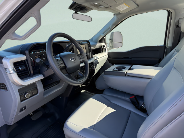Certified 2025 Ford F250 XL w/ 360-Degree Camera Package AWD/4WD image 4