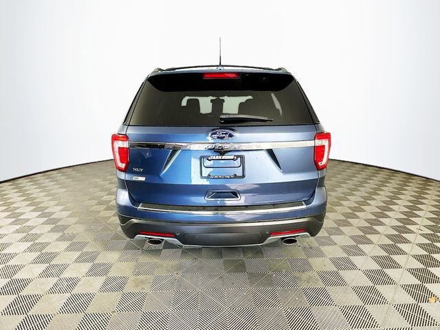 Certified 2018 Ford Explorer XLT w/ Equipment Group 202A FWD image 11