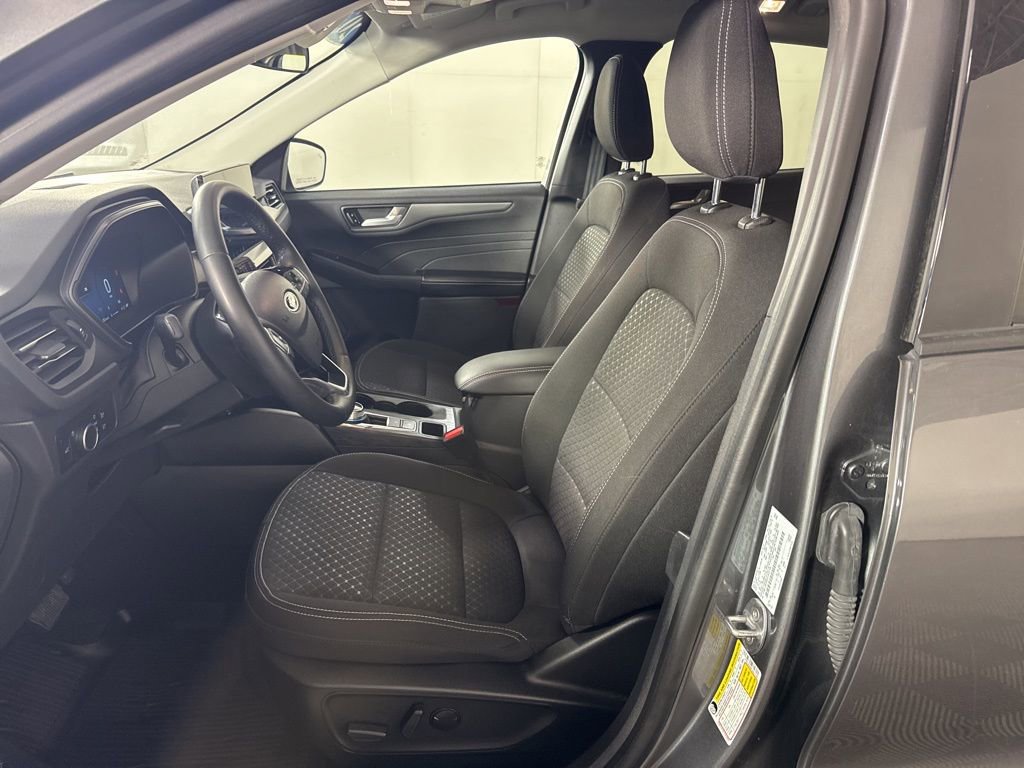 Certified 2023 Ford Escape Active w/ Tech Pack #2 AWD/4WD image 16