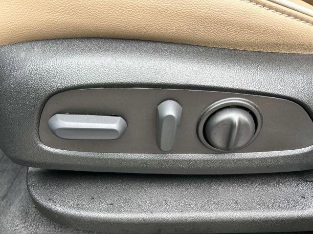Used 2023 Chevrolet Traverse Premier w/ LPO, Floor Liner Package FWD image 32