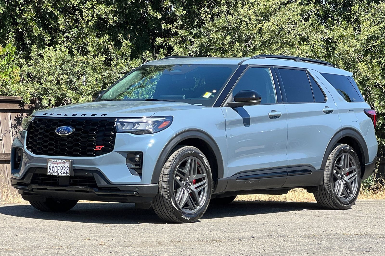 Certified 2025 Ford Explorer ST w/ Sun And Sound Package AWD/4WD image 8