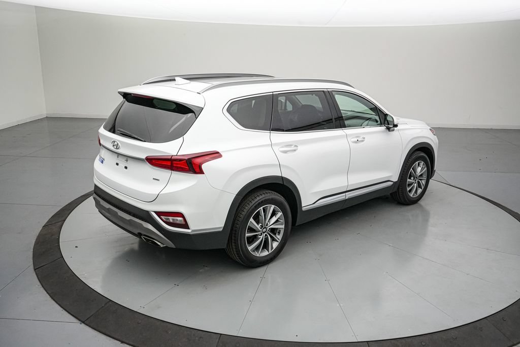 Used 2019 Hyundai Santa Fe AWD image 4