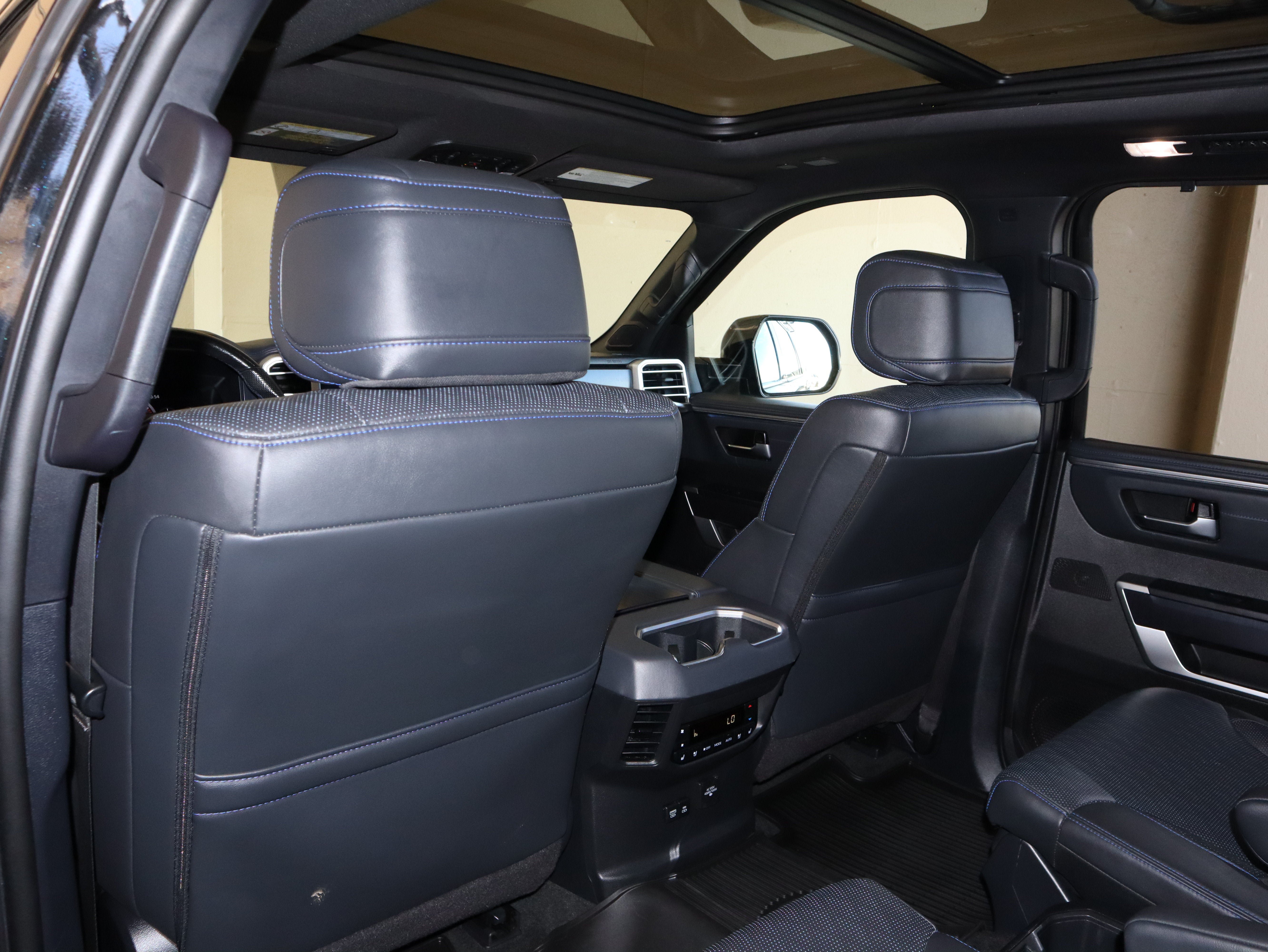 Used 2023 Toyota Sequoia Platinum AWD/4WD image 36