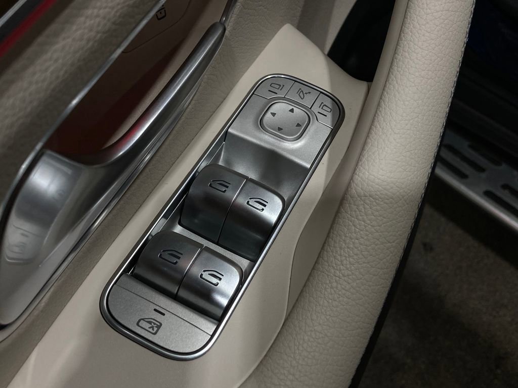 Used 2022 Mercedes-Benz GLE 350 4MATIC image 24