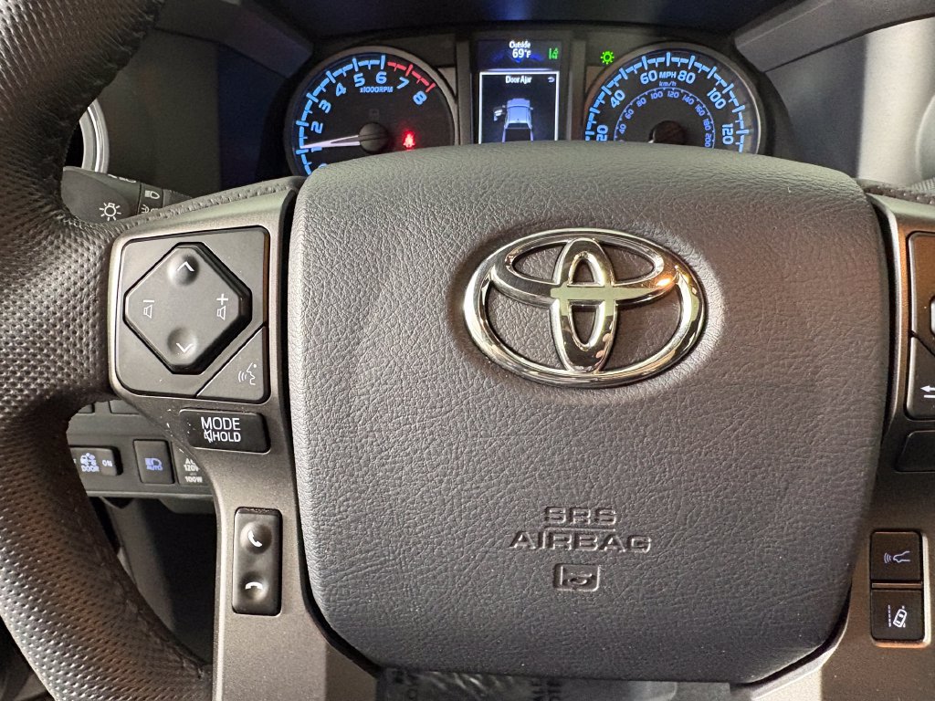 Used 2023 Toyota Tacoma TRD Pro AWD/4WD image 23