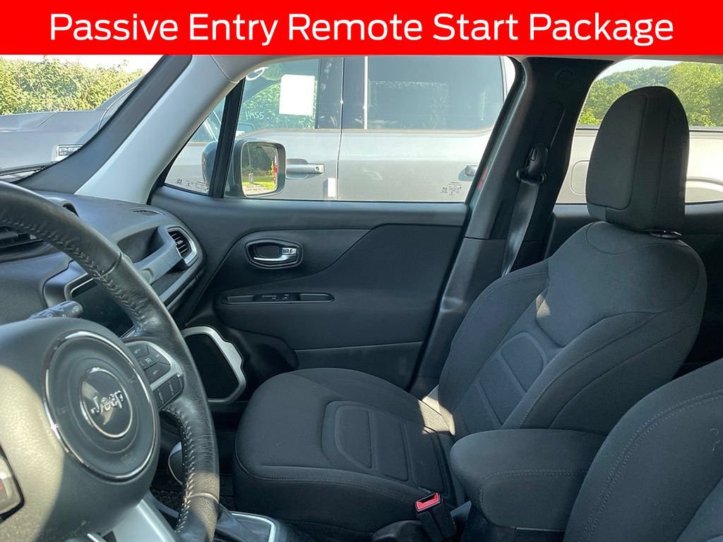 Used 2018 Jeep Renegade Latitude w/ Cold Weather Group AWD/4WD image 7