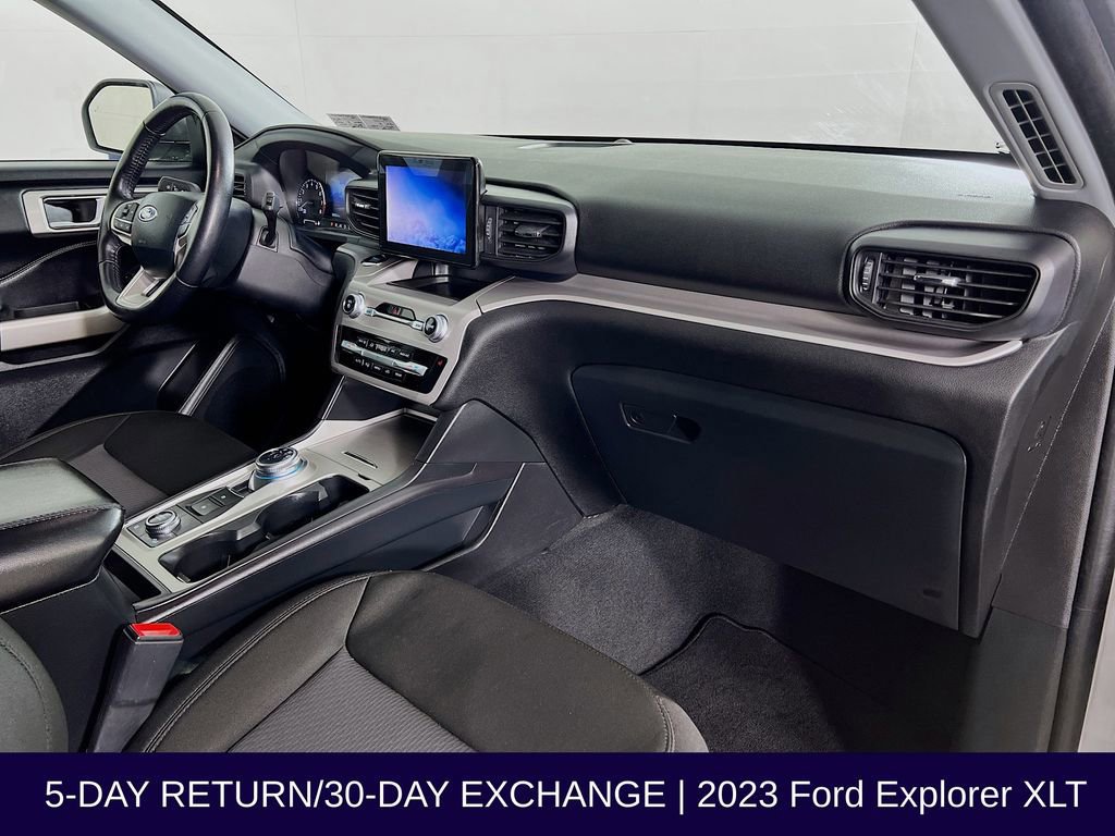 Certified 2023 Ford Explorer XLT image 34