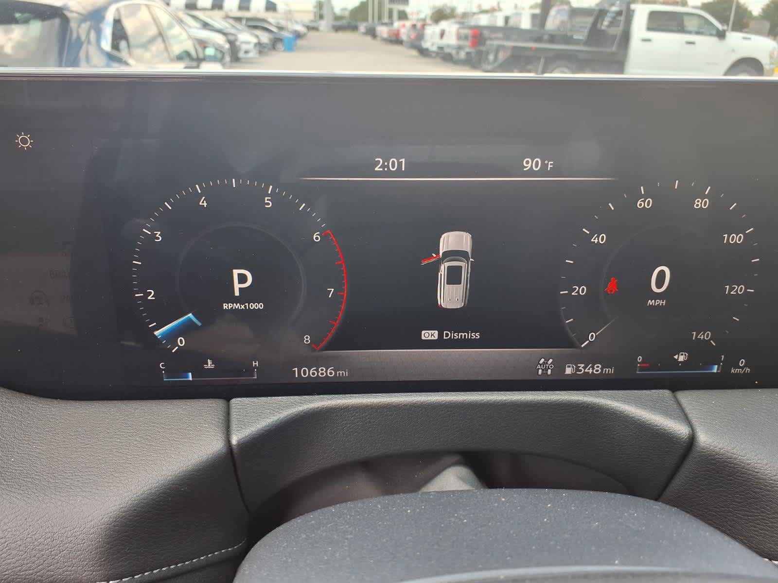 Used 2025 Nissan Armada SV AWD/4WD image 10
