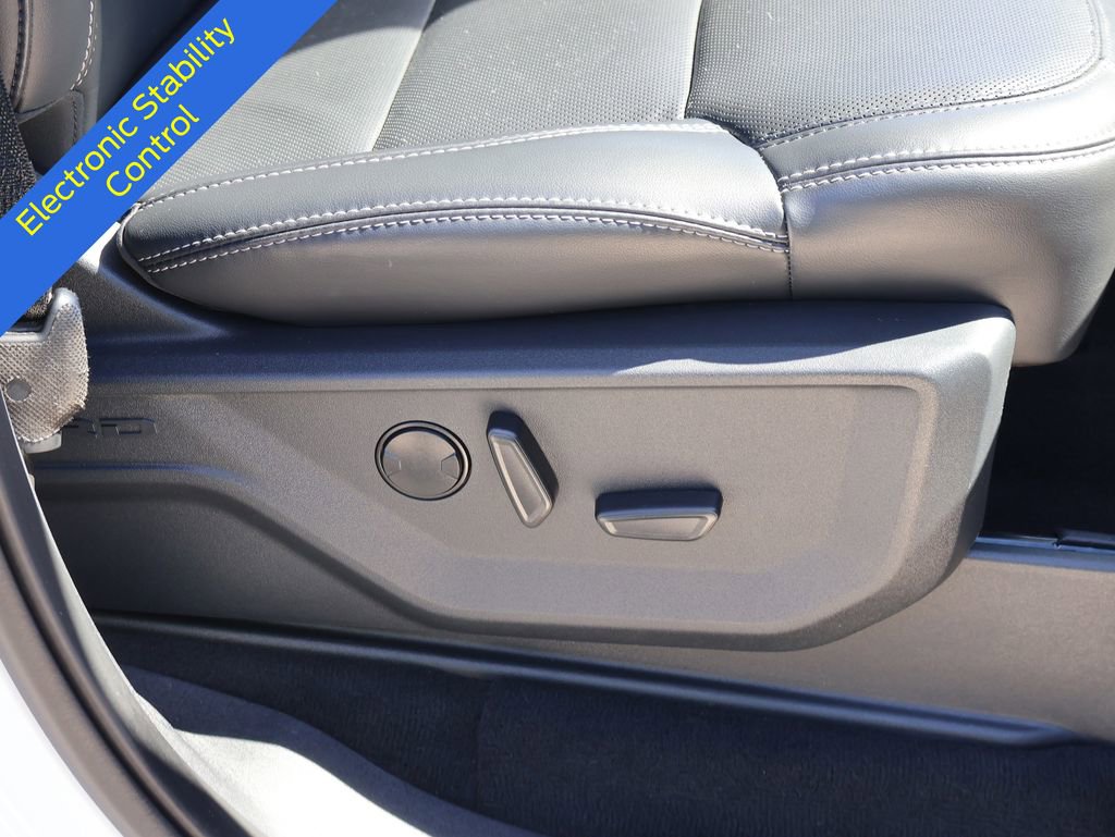 Certified 2025 Ford Expedition Max Platinum image 10