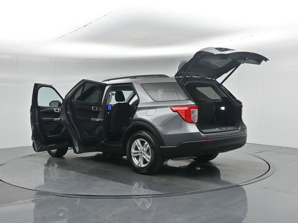 Certified 2023 Ford Explorer XLT image 38