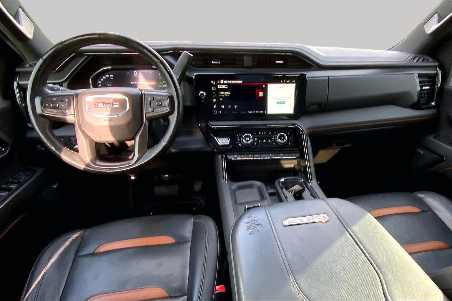 Used 2024 GMC Sierra 2500 AT4 w/ AT4 Premium Plus Package AWD/4WD image 16