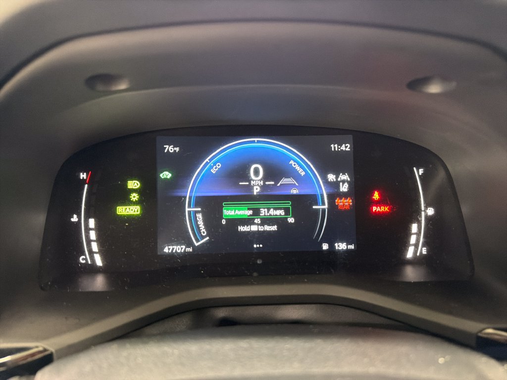 Used 2025 Toyota Camry LE FWD image 23