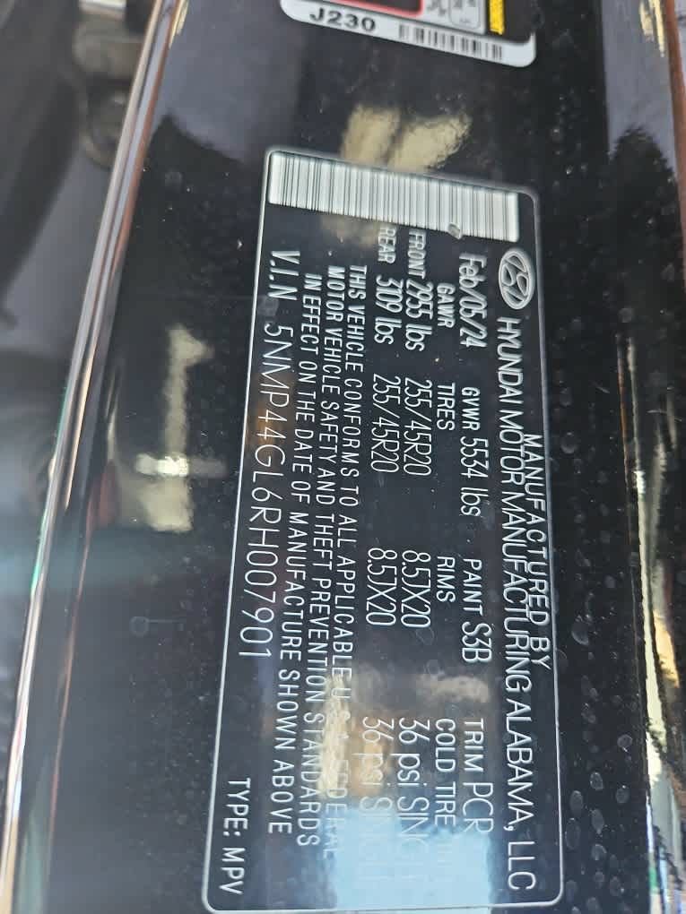 Used 2024 Hyundai Santa Fe Limited FWD image 22