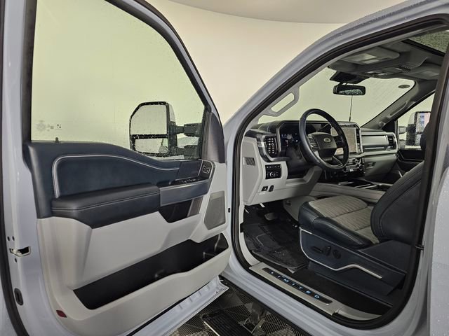 Certified 2024 Ford F250 Limited w/ FX4 Off-Road Package image 26
