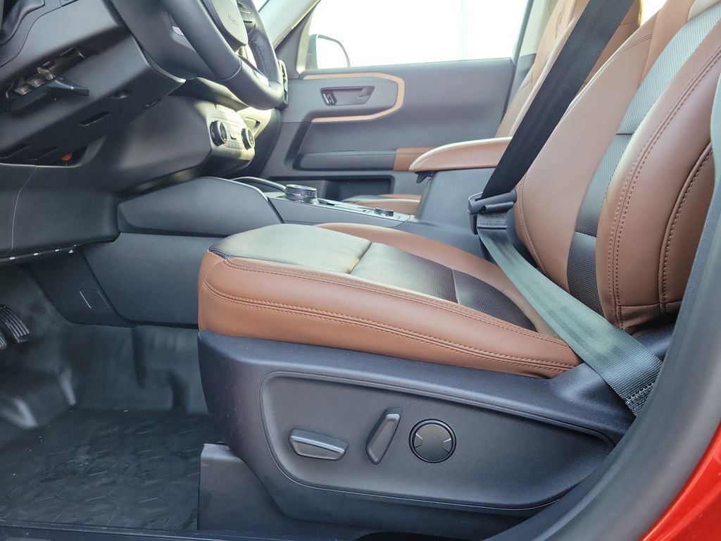 Certified 2023 Ford Bronco Sport Badlands w/ Premium Package image 17