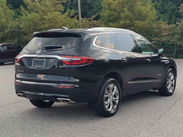 Used 2021 Buick Enclave Avenir w/ Avenir Technology Package FWD image 4