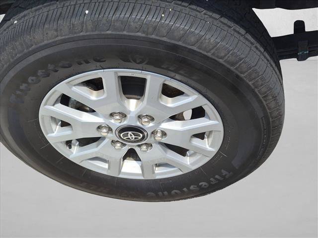 Used 2025 Toyota Tacoma SR AWD/4WD image 8