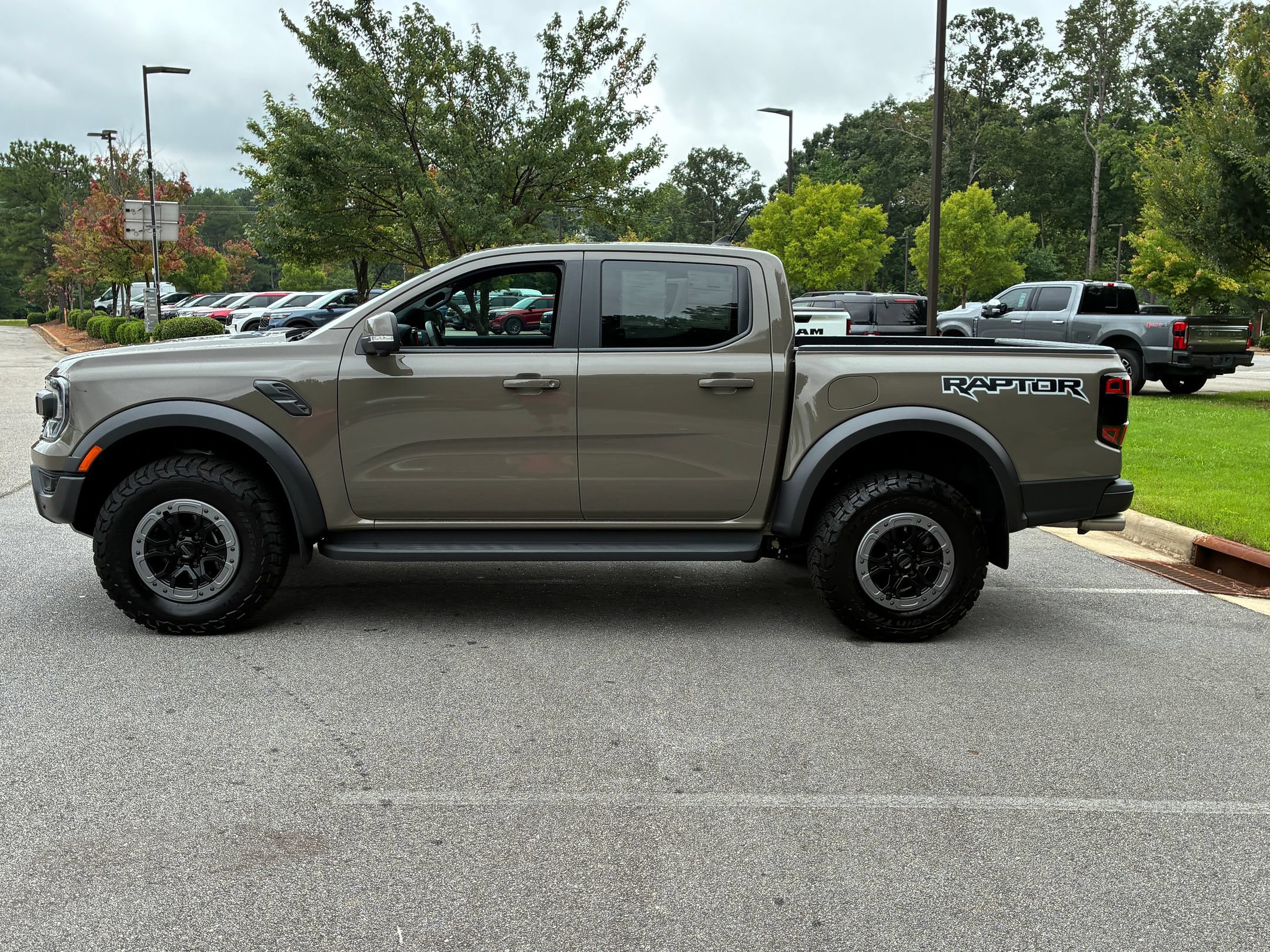 Certified 2025 Ford Ranger Raptor AWD/4WD image 5