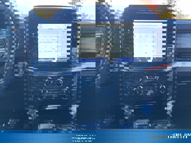 Certified 2022 Ford F150 Lariat w/ Equipment Group 502A High image 32