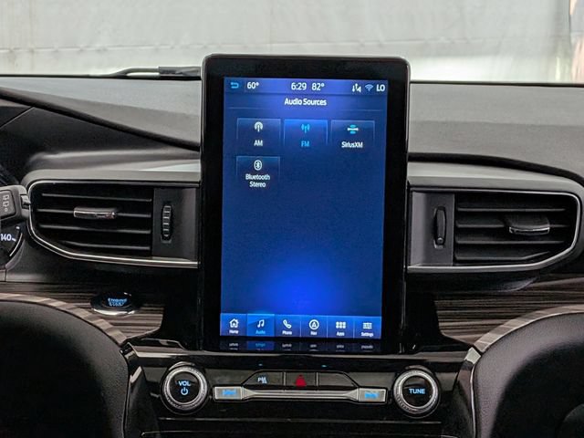 Certified 2024 Ford Explorer Limited w/ Limited Technology Package AWD/4WD image 30