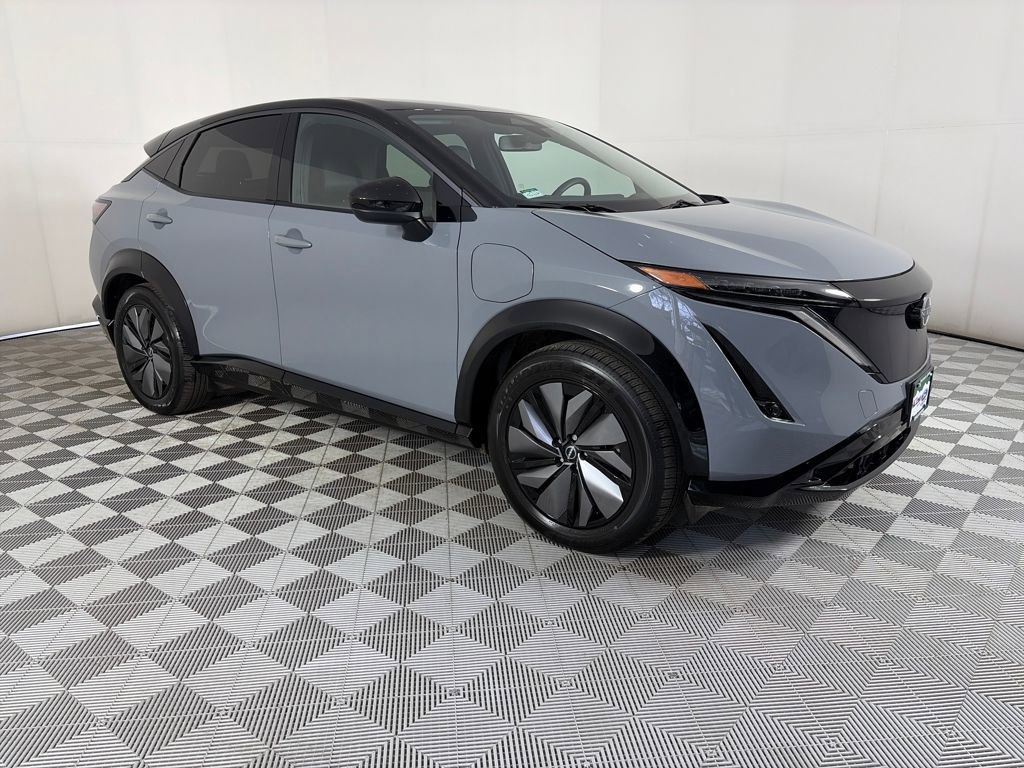 Used 2025 Nissan Ariya AWD image 1