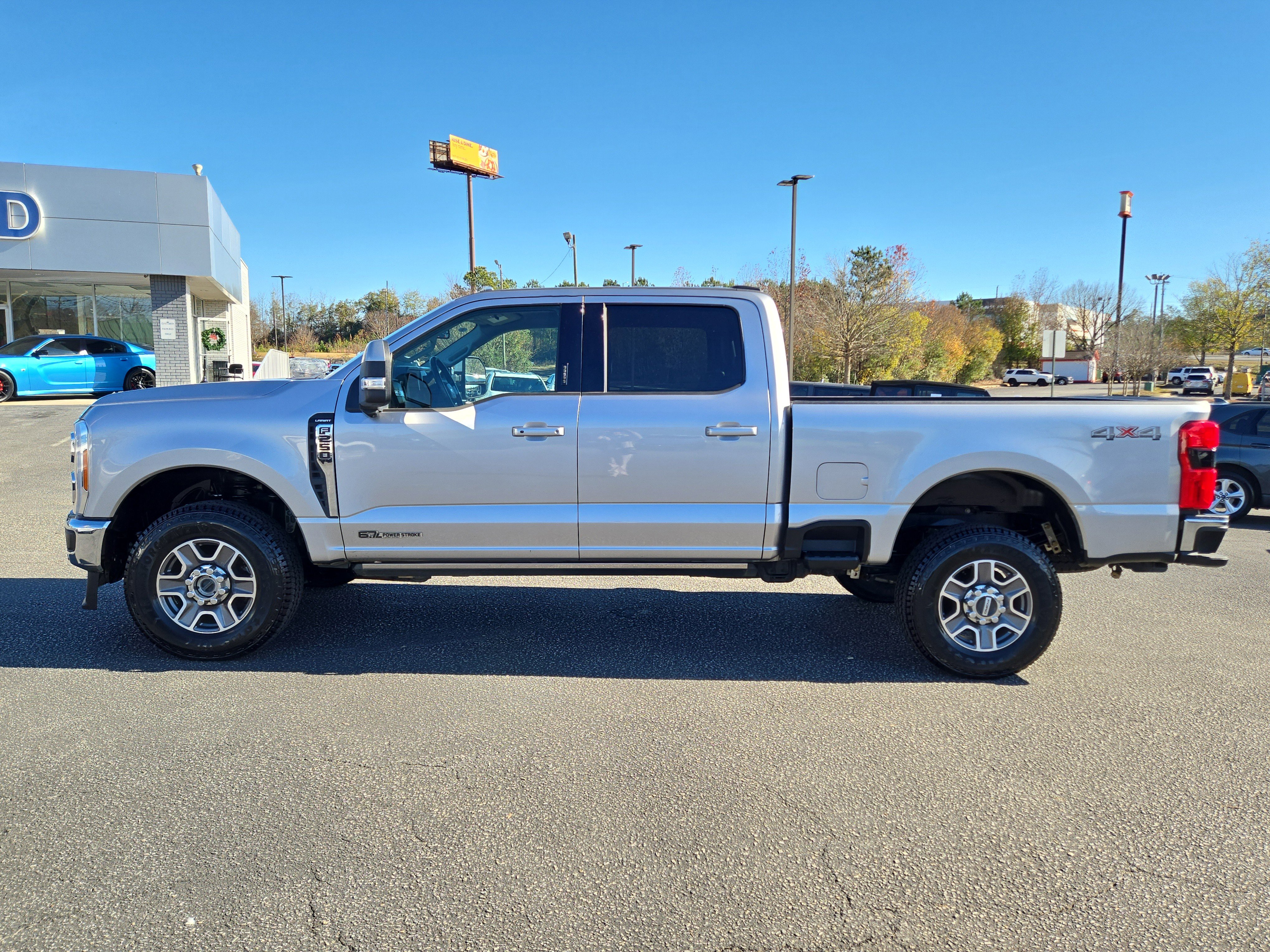 Certified 2023 Ford F250 Lariat w/ Lariat Ultimate Package image 11