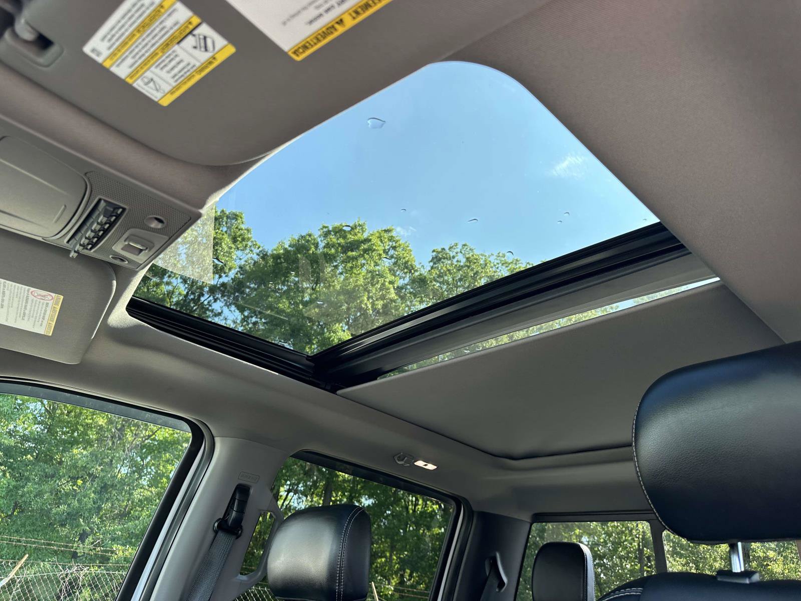 Certified 2019 Ford F350 Lariat w/ Lariat Ultimate Package AWD/4WD image 8