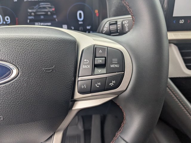 Certified 2025 Ford Explorer Active AWD/4WD image 17