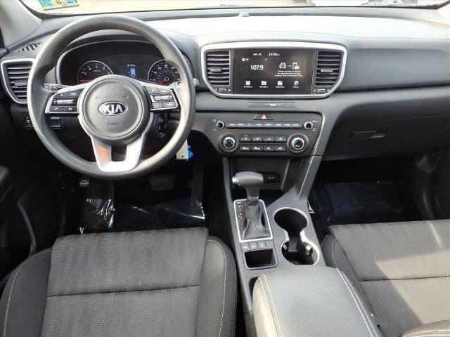 Used 2020 Kia Sportage LX image 10