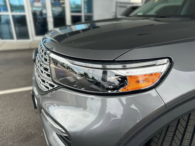 Certified 2021 Ford Explorer Limited w/ Hybrid Equipment Group 310A AWD/4WD image 9