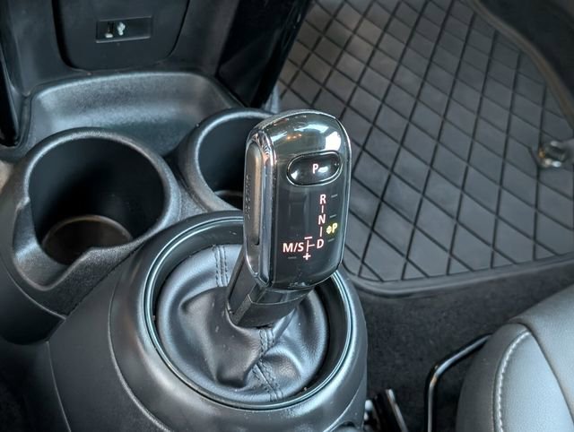 Used 2024 MINI Cooper Convertible FWD image 17