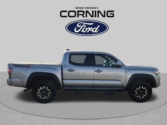 Used 2020 Toyota Tacoma TRD Off-Road w/ TRD Premium Off Road Package AWD/4WD image 6