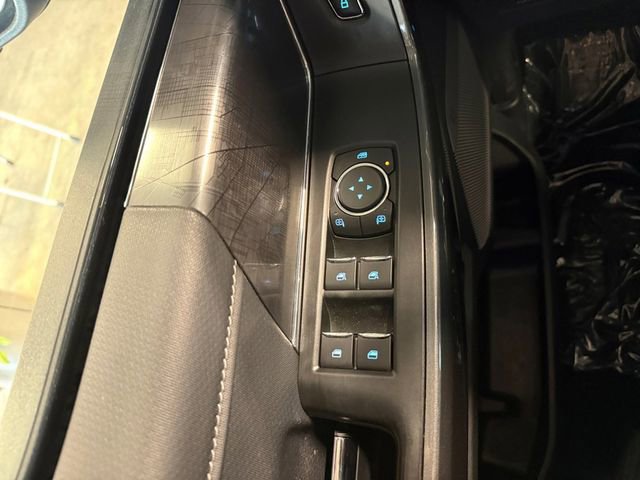 Certified 2022 Ford F150 XLT w/ Equipment Group 302A High image 17