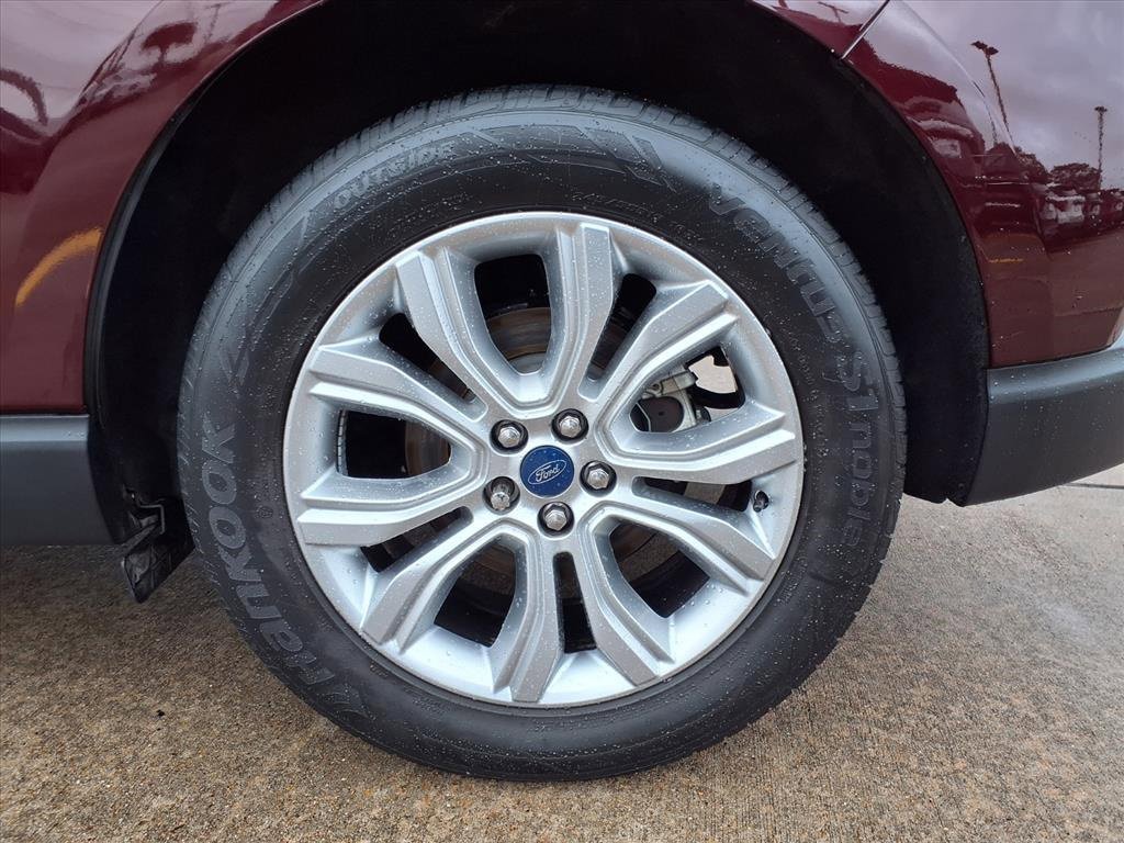 Certified 2020 Ford Edge Titanium image 30