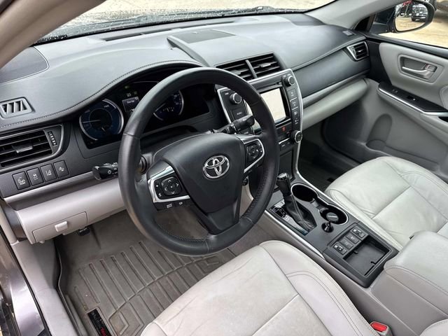 Used 2017 Toyota Camry Hybrid image 19