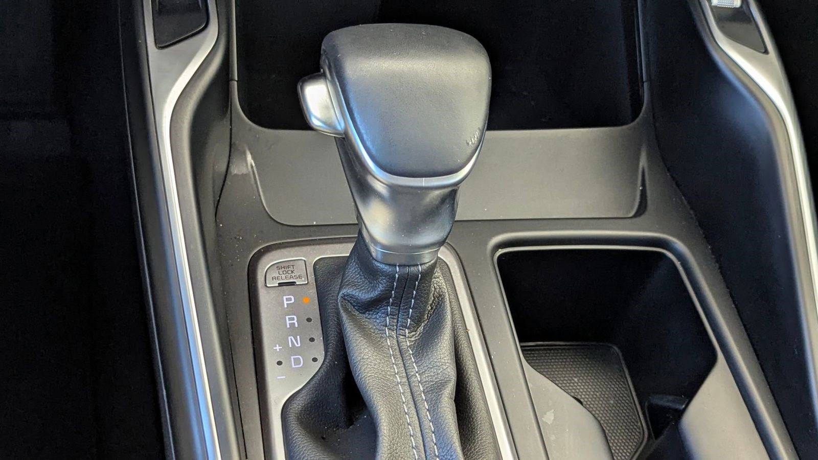 Used 2023 Kia Sorento X-Line EX image 17