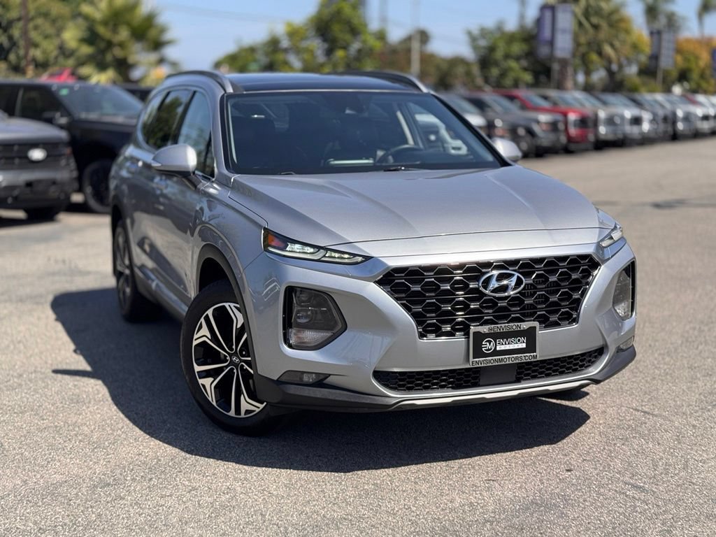 Used 2020 Hyundai Santa Fe SEL FWD image 2