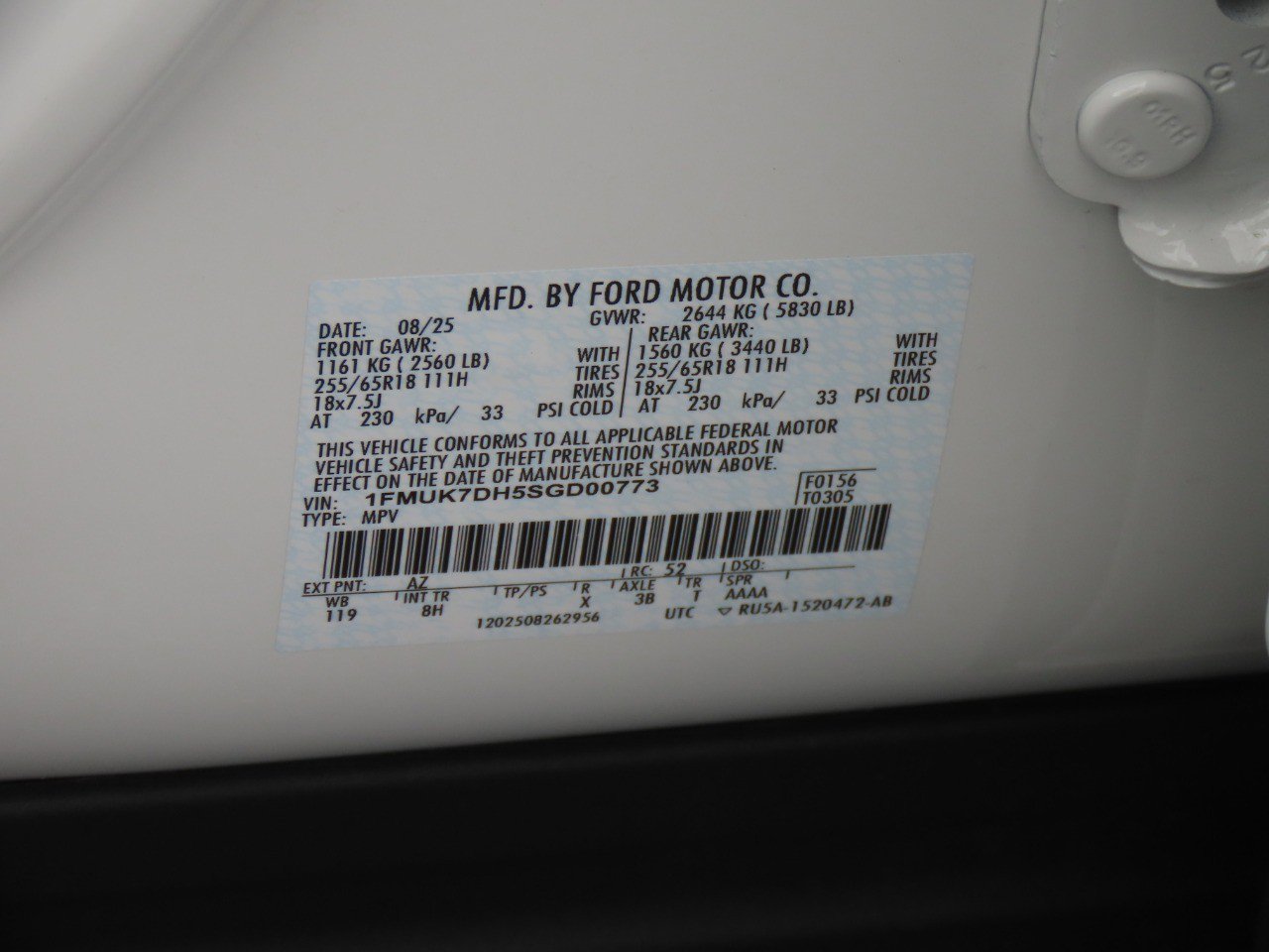 Certified 2025 Ford Explorer Active RWD image 34