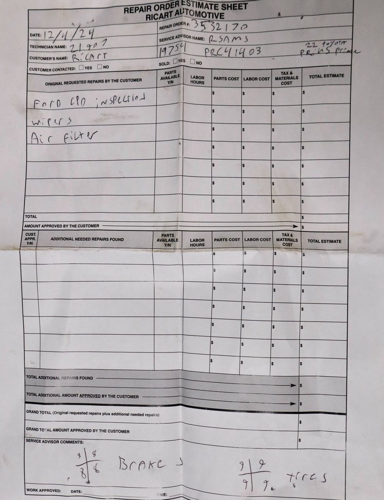 Used 2022 Toyota Prius Prime Limited image 6