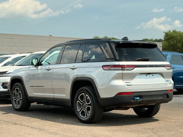 Used 2022 Jeep Grand Cherokee Trailhawk w/ Luxury Tech Group III AWD/4WD image 40