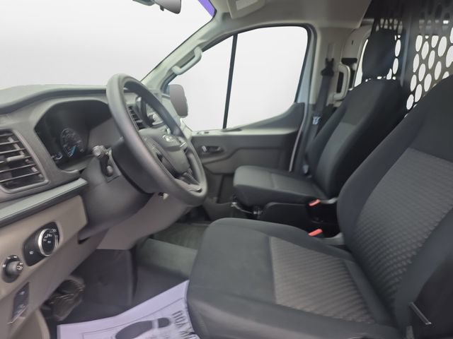 Certified 2025 Ford Transit 250 Low Roof w/ Exterior Upgrade Package RWD image 9
