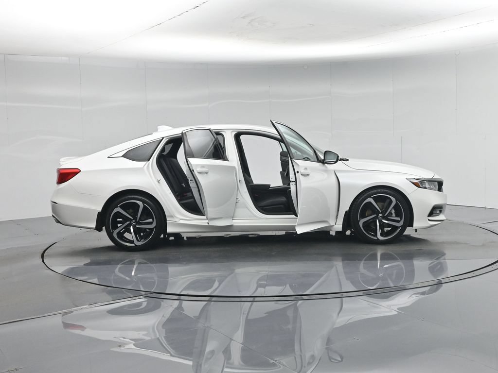 Used 2020 Honda Accord Sport image 3