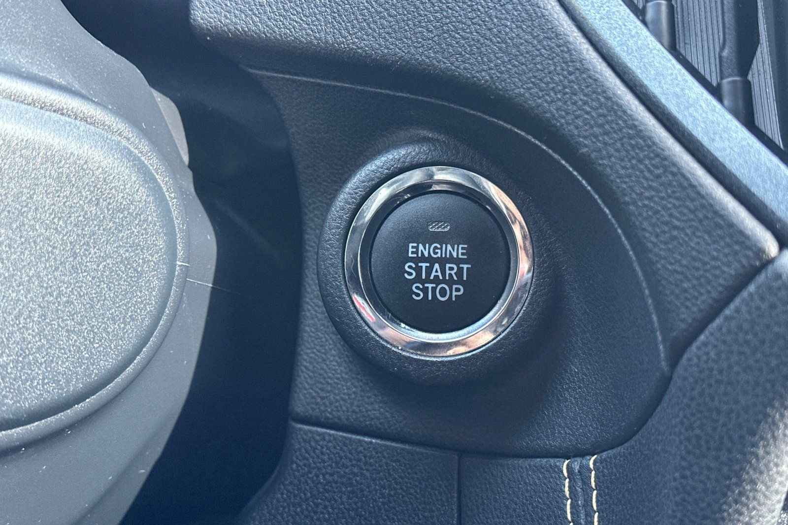 Used 2022 Subaru Crosstrek 2.5i Sport w/ Moonroof Package image 23